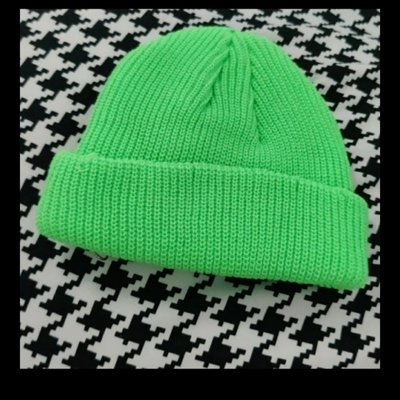 Neon punk beanie - Picture 5 of 7
